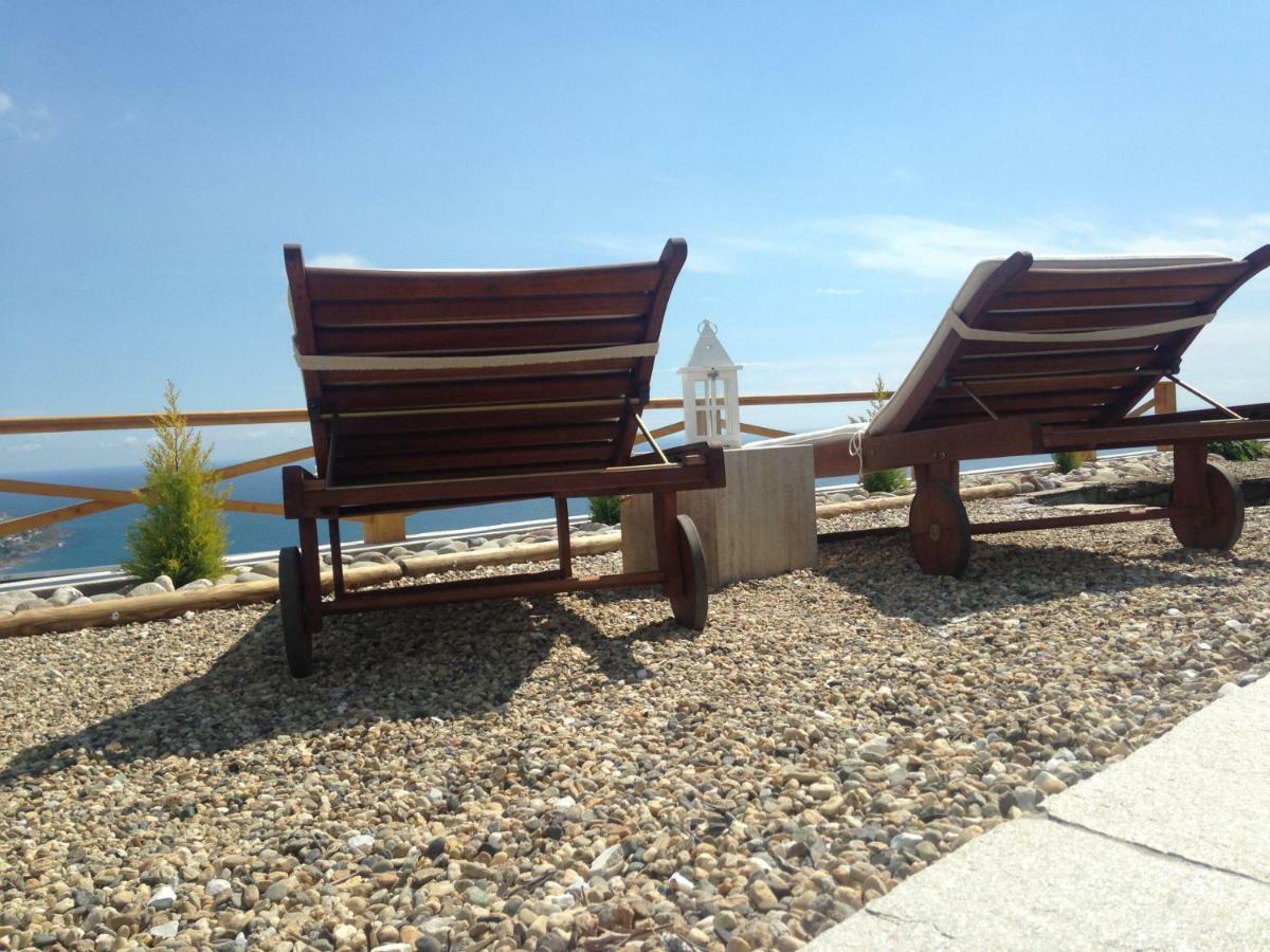 Little Paradise Apartment Санремо Экстерьер фото